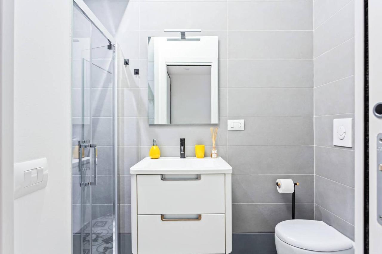 Design And New Flat In Navigli District Apartman Milánó Kültér fotó
