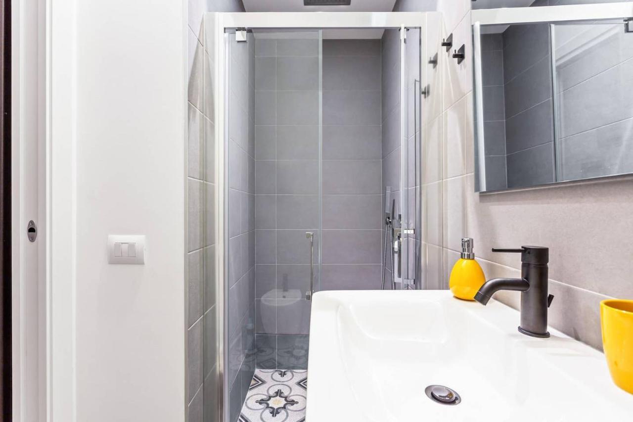 Design And New Flat In Navigli District Apartman Milánó Kültér fotó